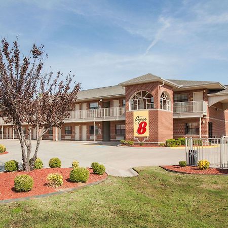 Super 8 By Wyndham Cabot Hotel Exterior photo