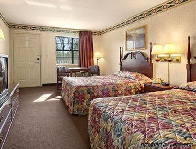 Super 8 By Wyndham Cabot Hotel Room photo