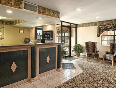 Super 8 By Wyndham Cabot Hotel Exterior photo